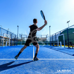 Red de padel CLUB, TOP, pp, grosor 4mm, malla 45mm. Color negro.